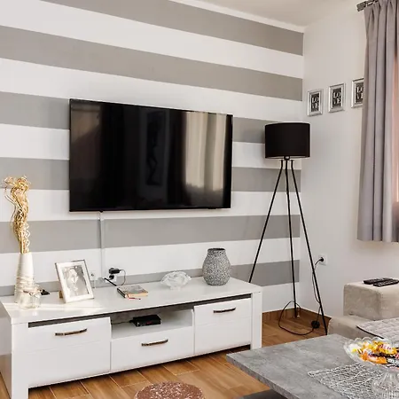 Apartment Marina